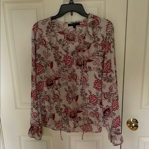 Romeo & Juliet Couture Pink Blouse Chic and Stylish size large